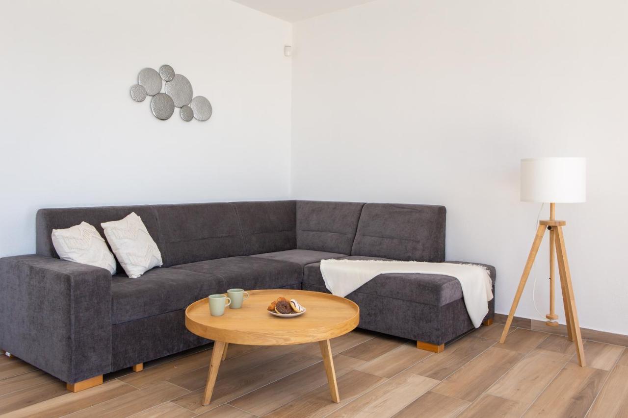Sun Resort Apartments Zečevo Buitenkant foto