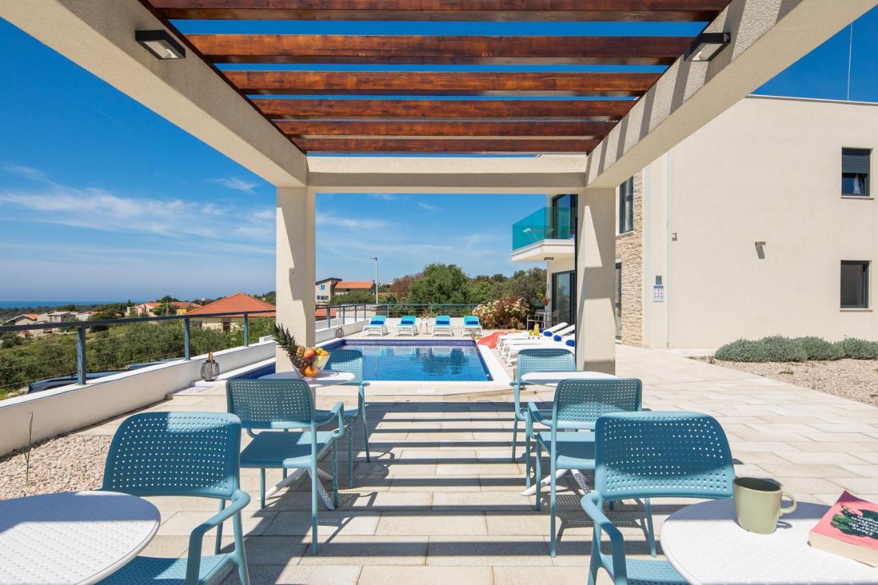 Sun Resort Apartments Zečevo Buitenkant foto
